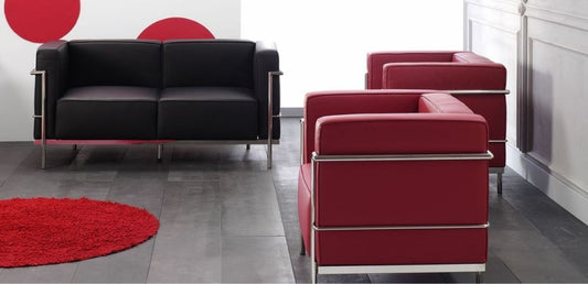 salon avec fauteuils Le Corbusier