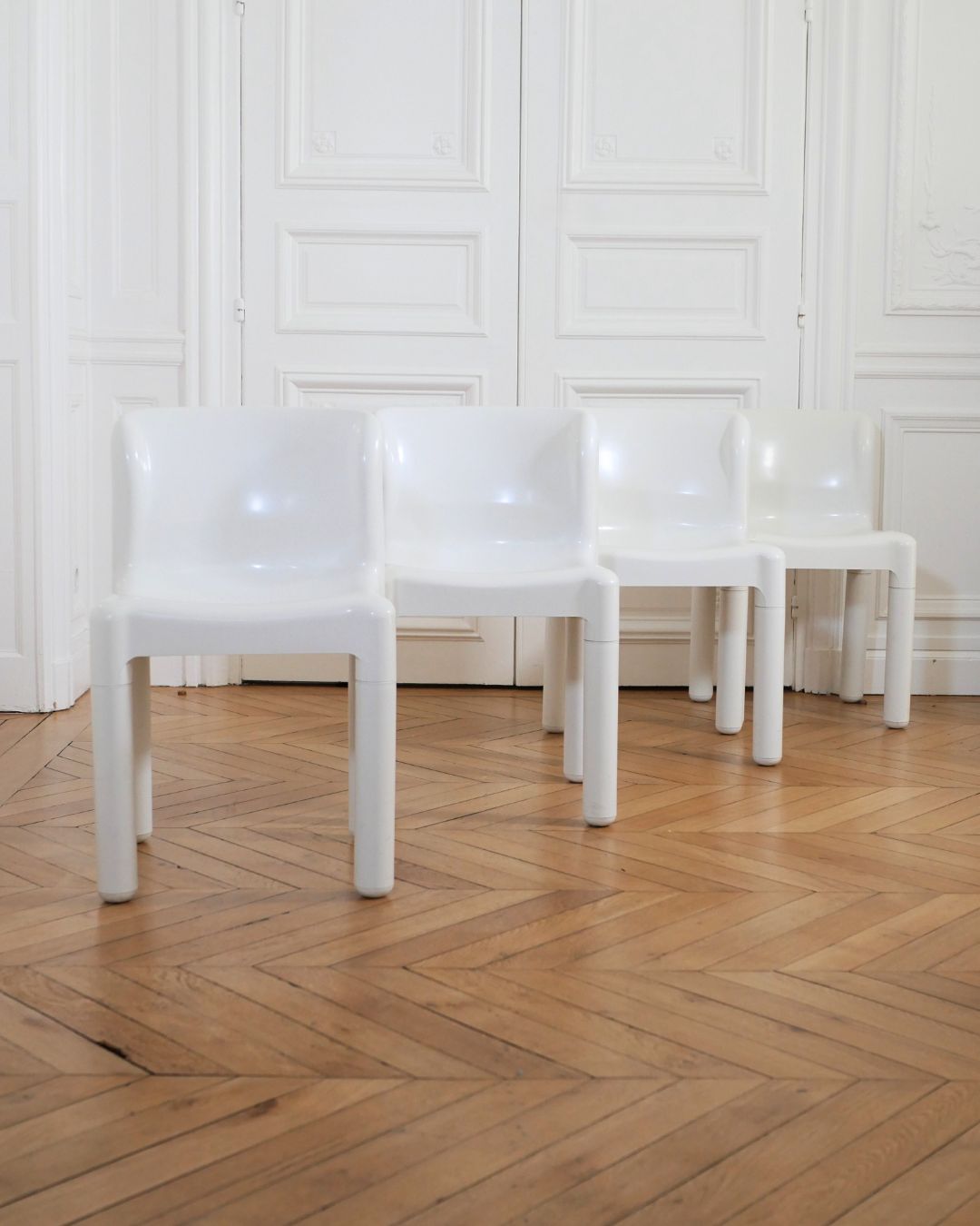 Chaise 4875 de Carlo Bartoli pour Kartell.