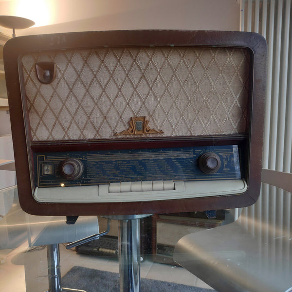 Vieille radio vintage Bluetooth Radiola