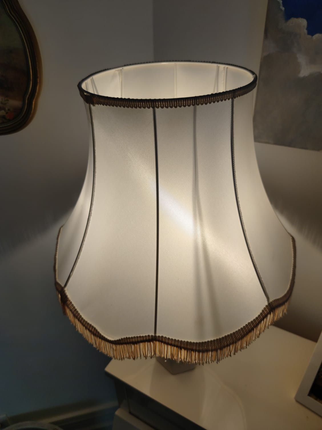 Lampe en céramique ancienne