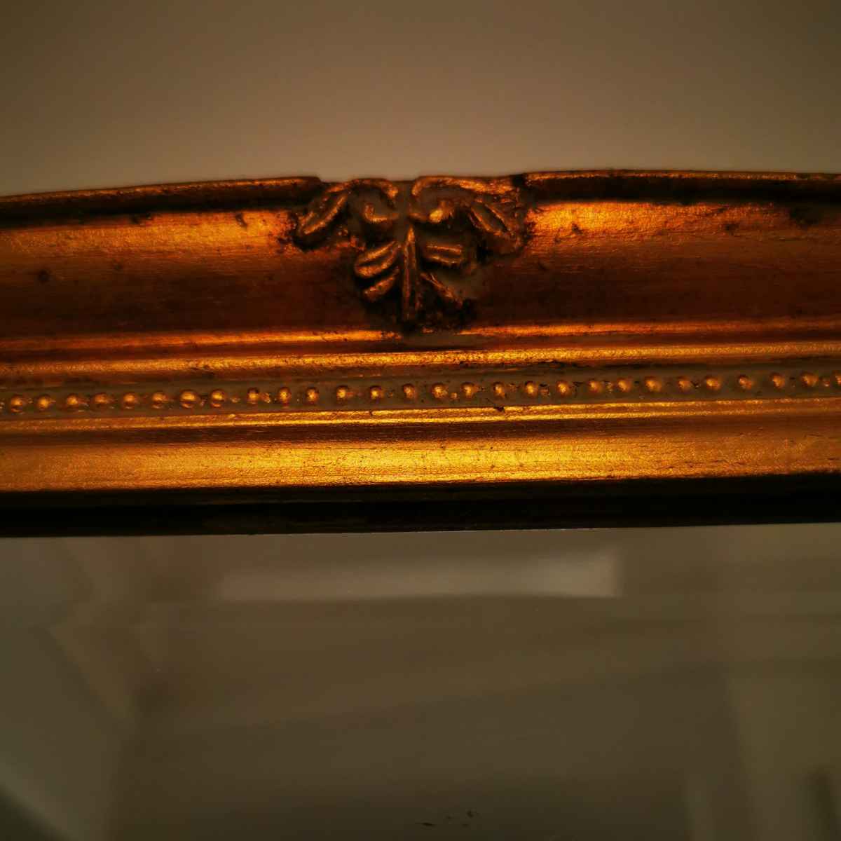 Miroir ancien style Napoléon 3 motif fleuris aux coins