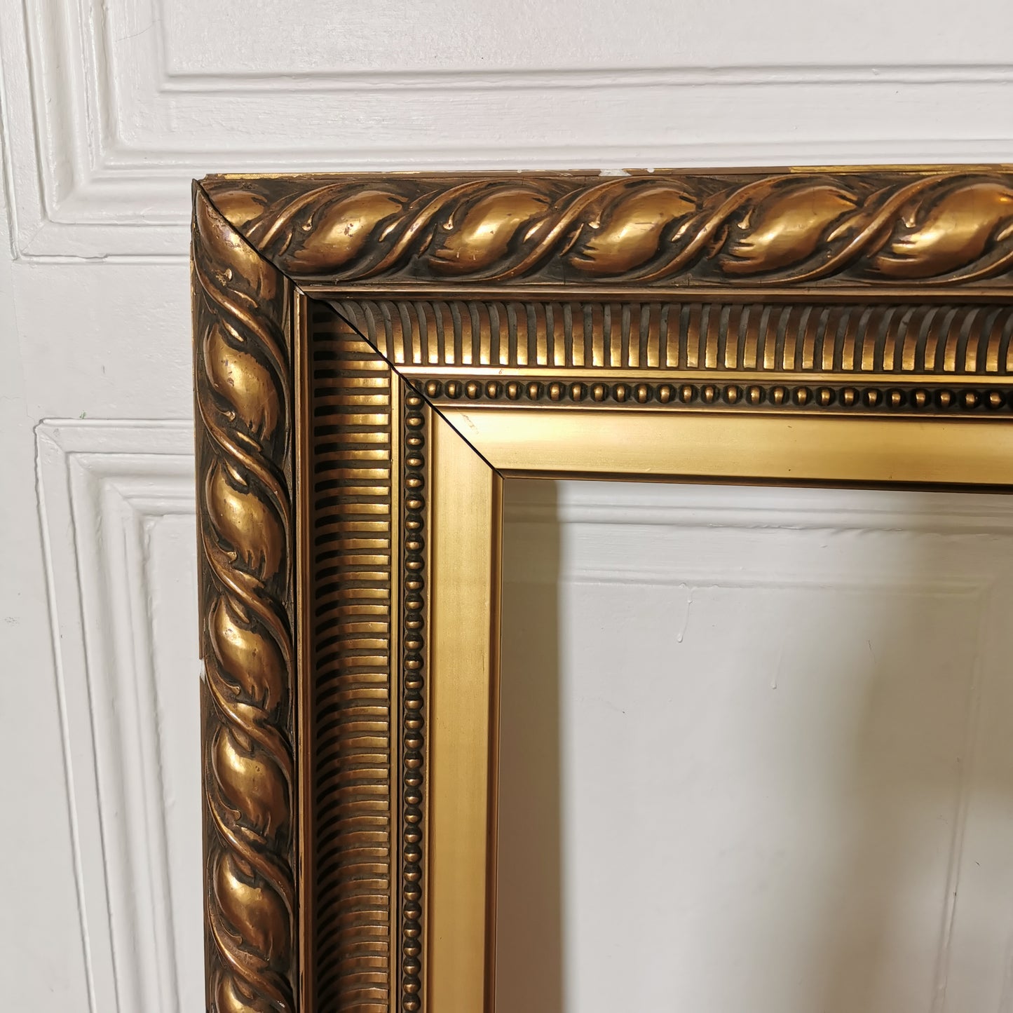 Grand Cadre miroir époque XXeme feuille d'or