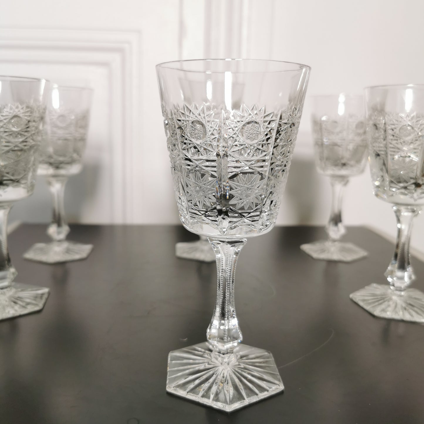 6 verres en cristal gravé Saint Louis