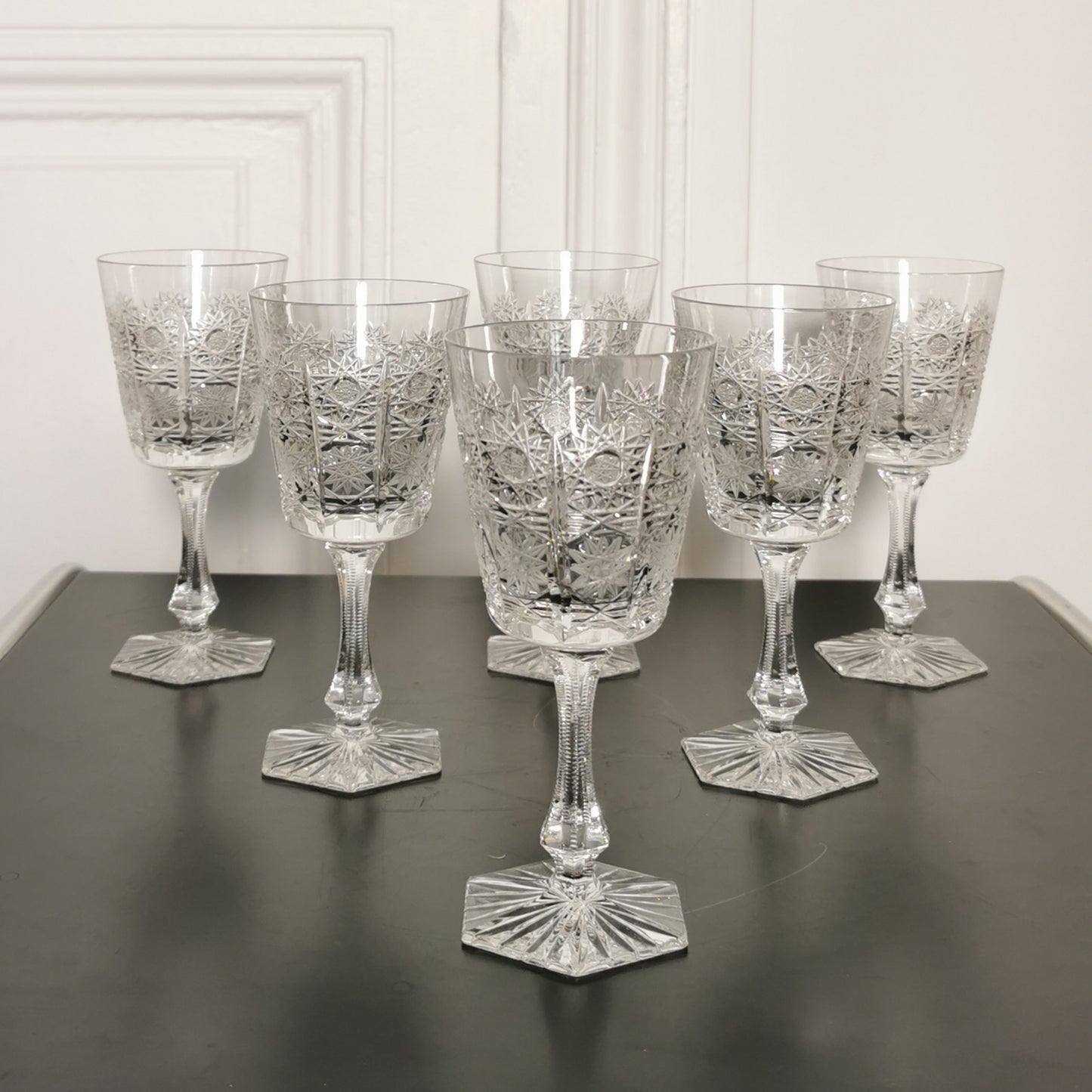 6 verres en cristal gravé Saint Louis