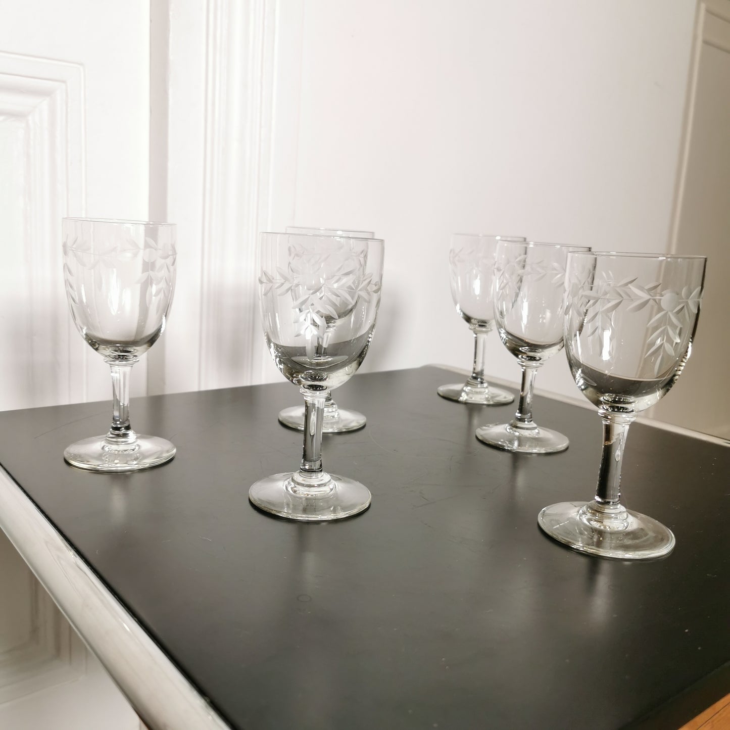 6 verres en cristal gravé