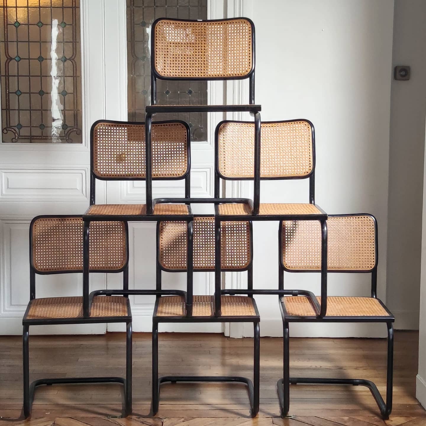 6 chaises dans le gout de Marcel Breuer