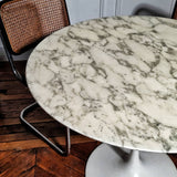 Table tulipe Saarinen pour Knoll 91cm marbre Arabescato