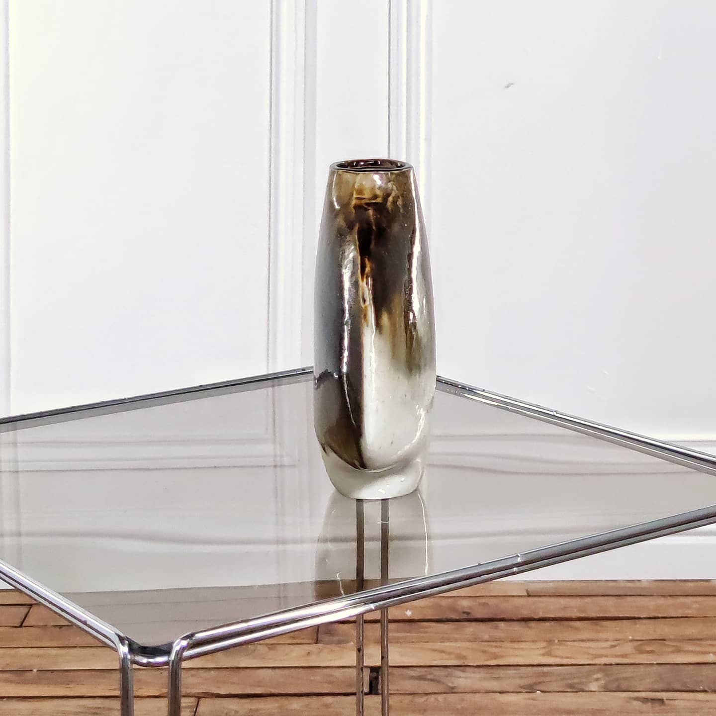 Vase à panse aplatie
