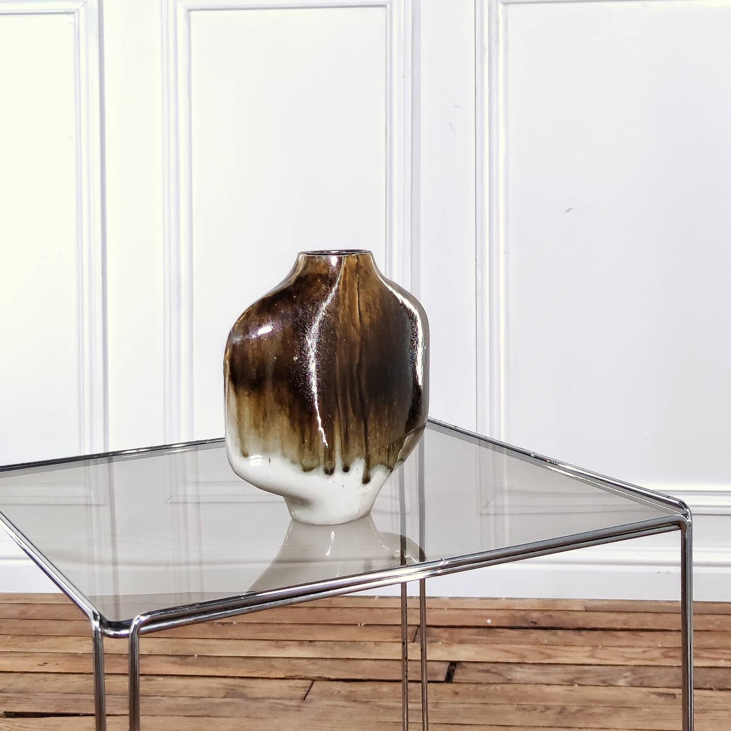 Vase à panse aplatie
