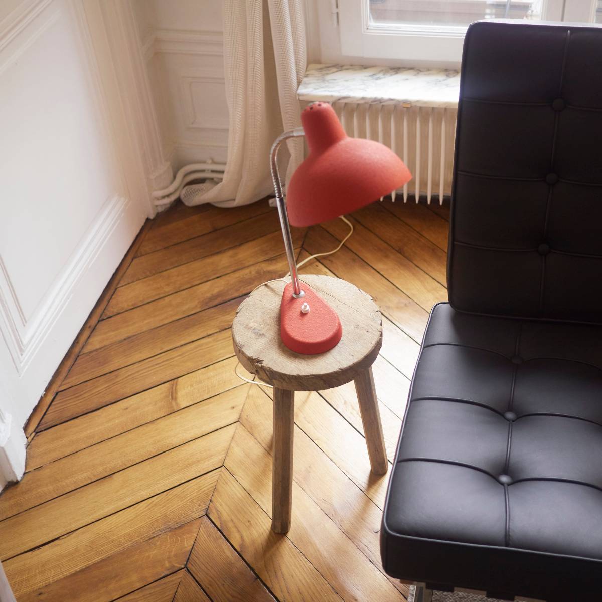 Mini Tabouret de vacher traite français en bois de chêne massif vintage