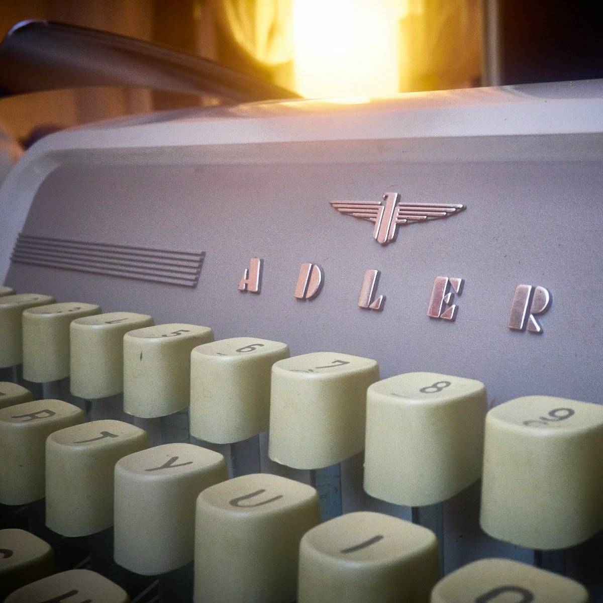 Machine à écrire Adler junior 3
