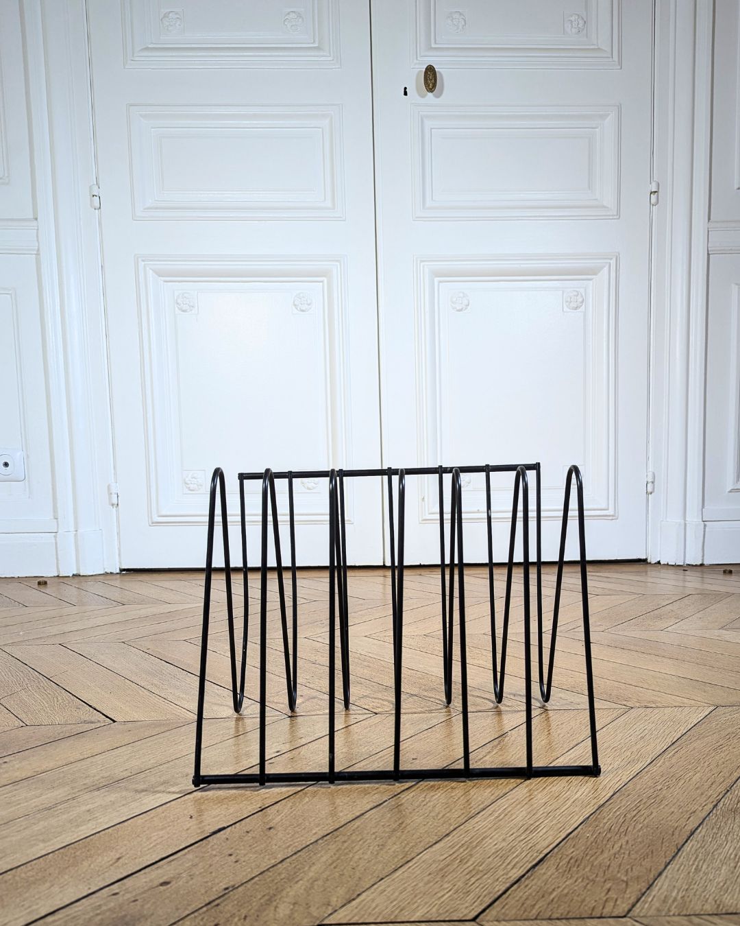 Porte-revues ou porte-vinyles “Z” par François Arnal, Design vintage des années 70/80