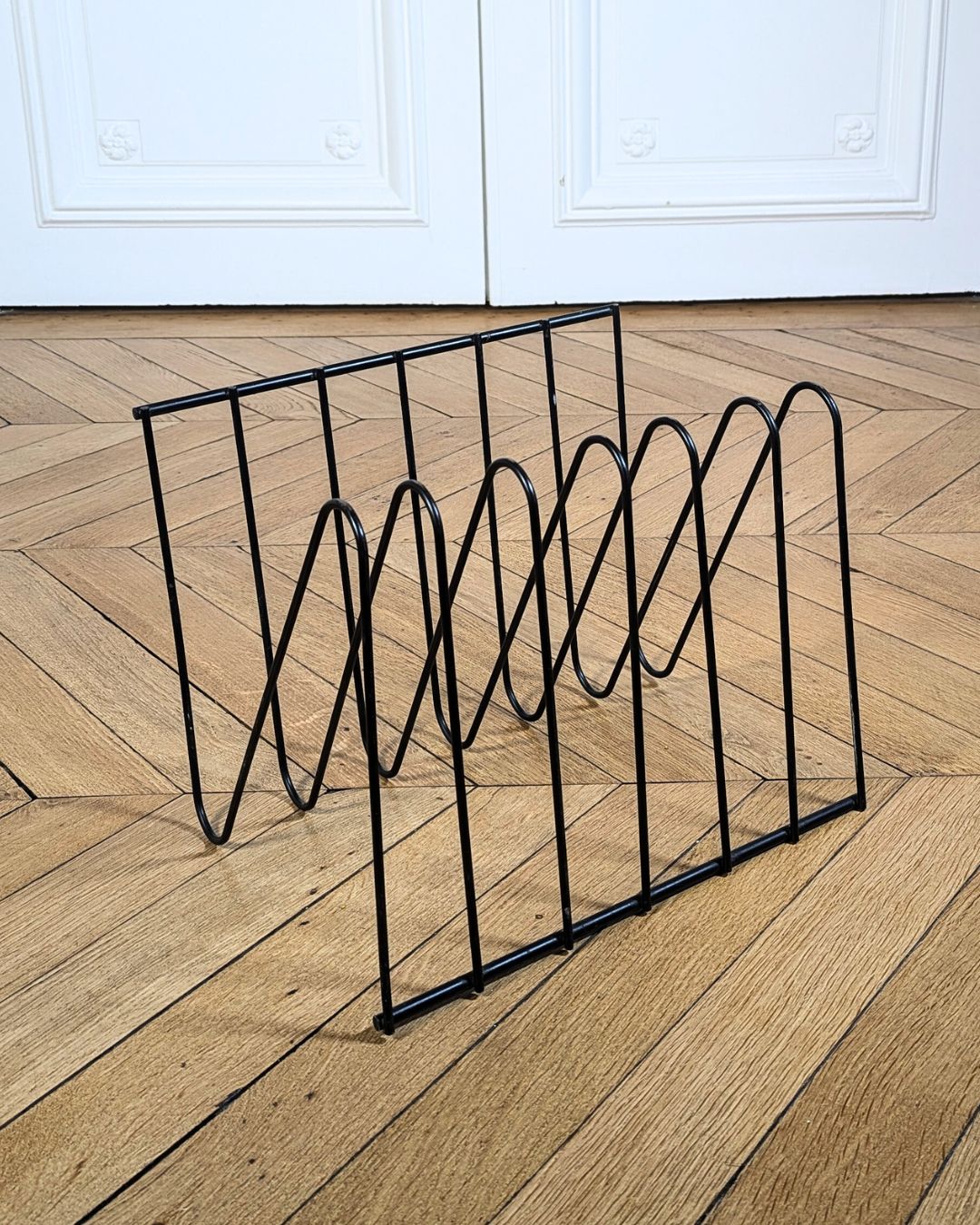 Porte-revues ou porte-vinyles “Z” par François Arnal, Design vintage des années 70/80