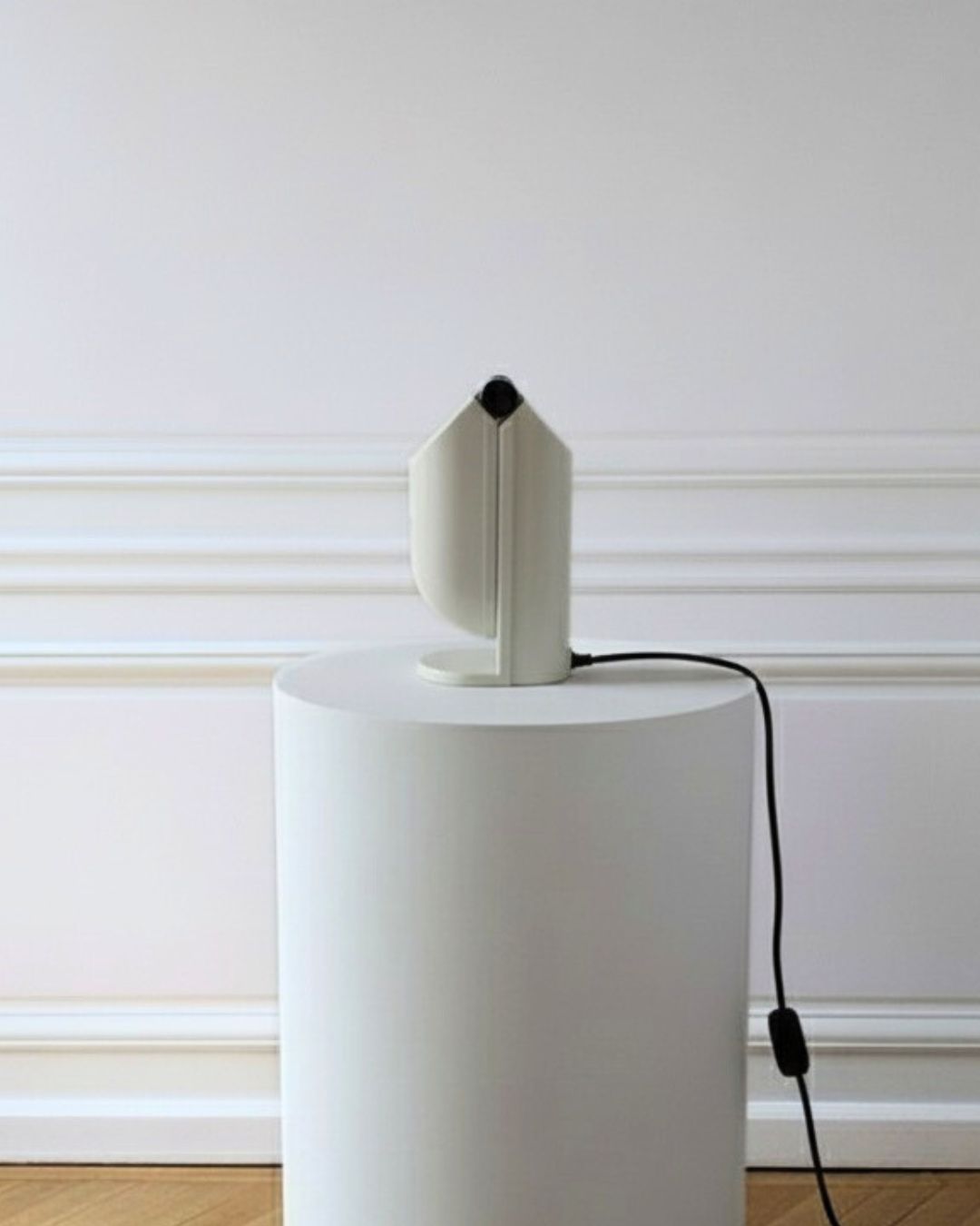 Lampe japonaise "Manon"signée Yamada Shomei