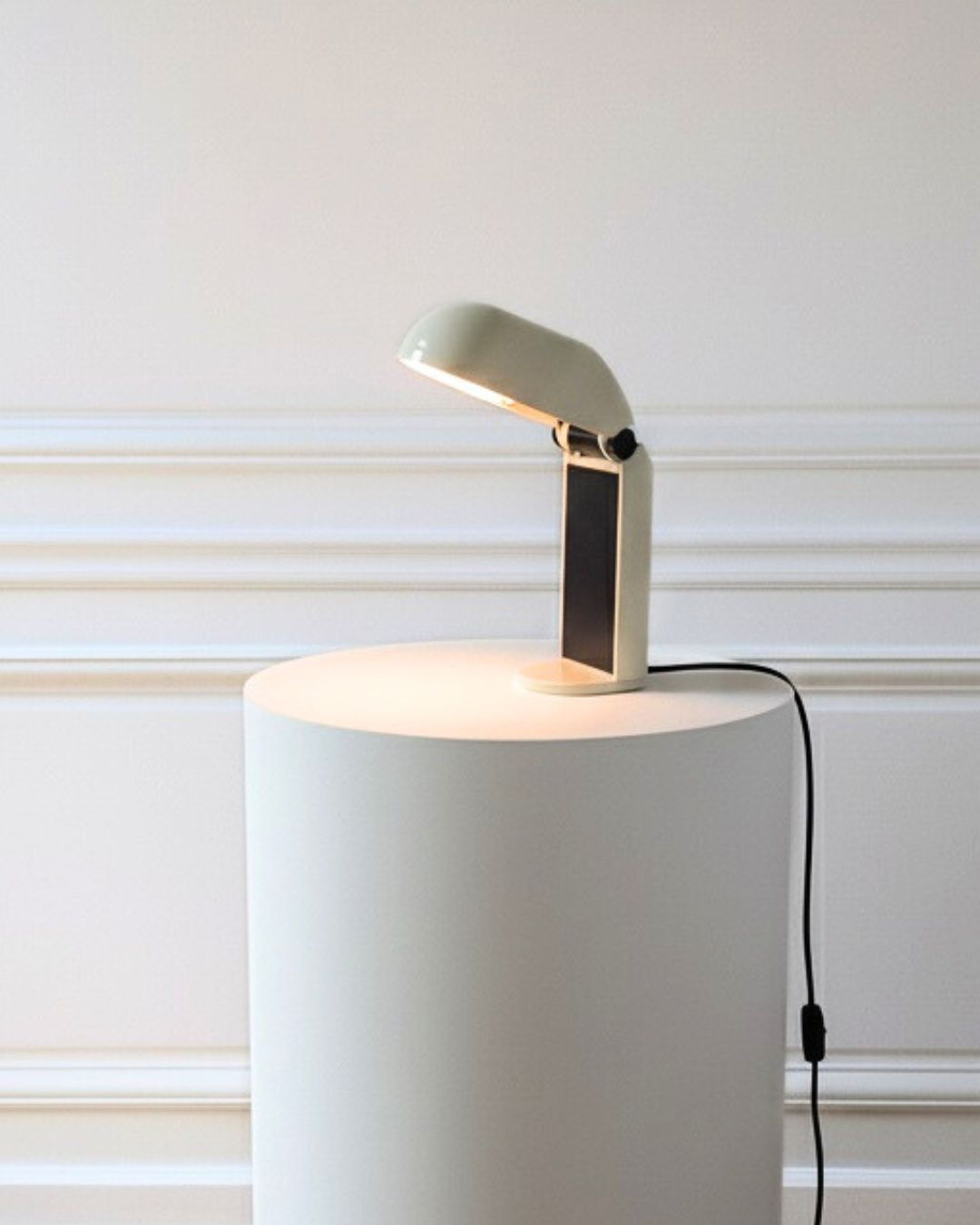 Lampe japonaise "Manon"signée Yamada Shomei