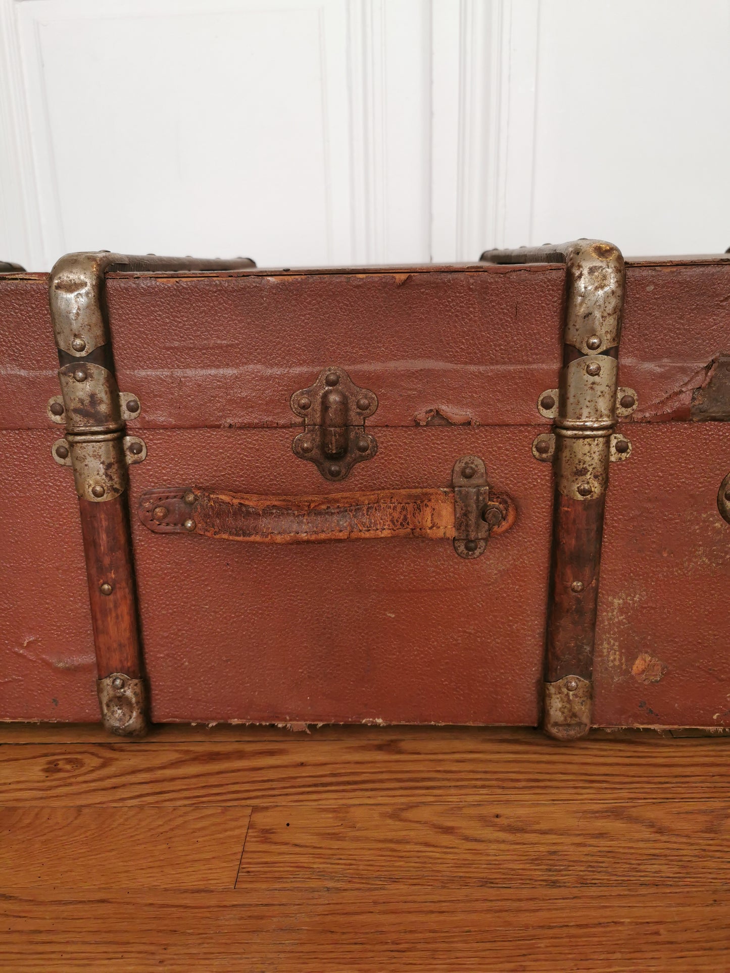Malle ancienne bois et cuir