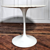 Table tulipe Saarinen pour Knoll 91cm marbre Arabescato
