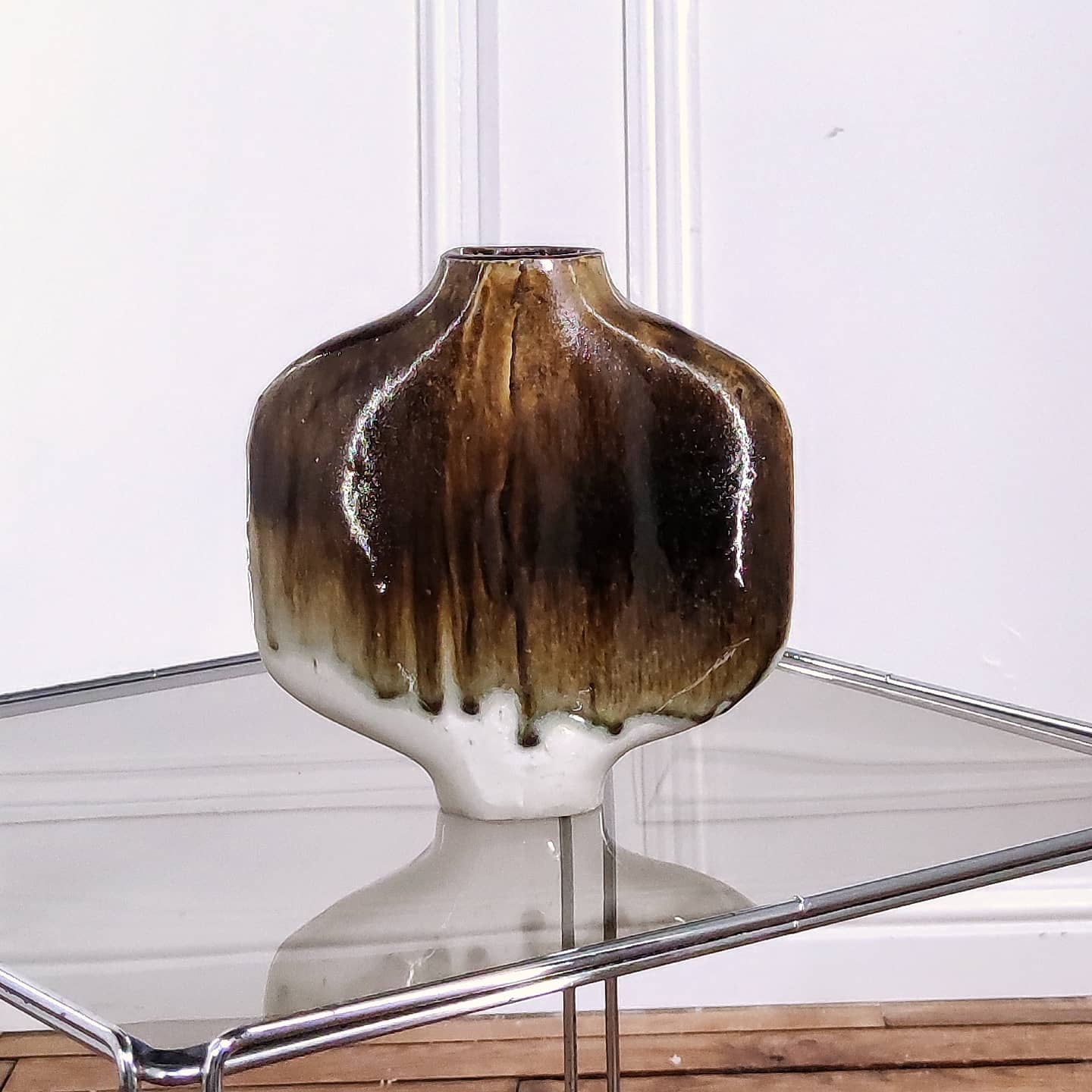 Vase à panse aplatie