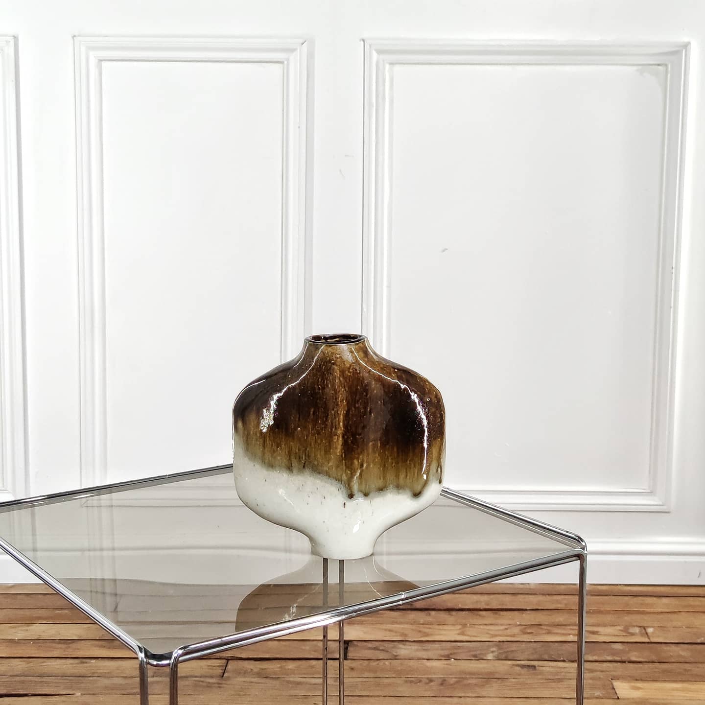 Vase à panse aplatie