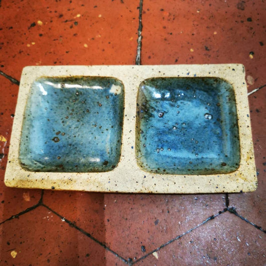 Coupelle ancienne en grès turquoise et terre de sienne